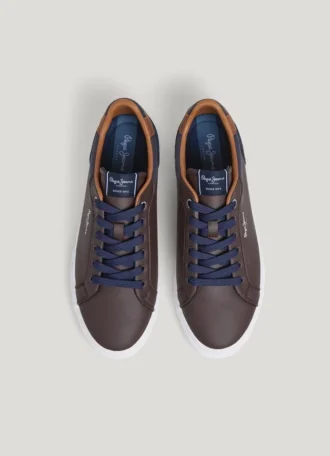 Baskets classiques avec détails en daim – Kenton