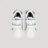 Baskets en cuir avec fermeture velcro