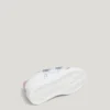 Baskets en cuir avec fermeture velcro Baskets en cuir avec fermeture velcro