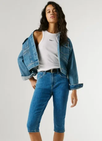 Bermuda en denim coupe slim