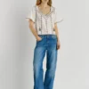 Blouse à col en V brodée