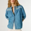 Blouse en denim coupe classique Blouse en denim coupe classique