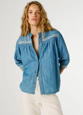 Blouse en denim coupe classique