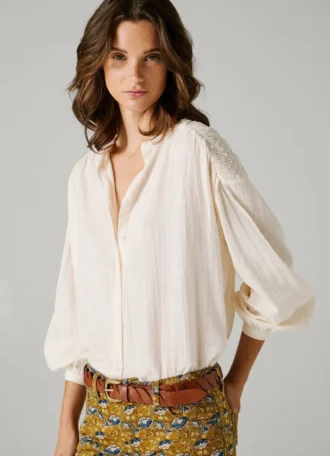 Blouse fluide à col mao