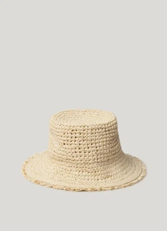 Chapeau bob en raphia