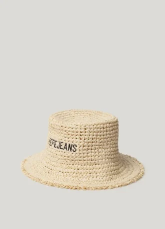 Chapeau bob en raphia