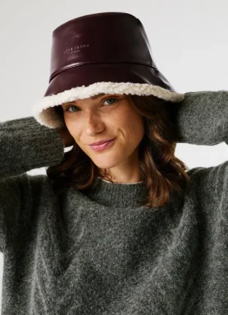Chapeau réversible en simili cuir