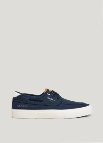 Chaussures bateau en toile