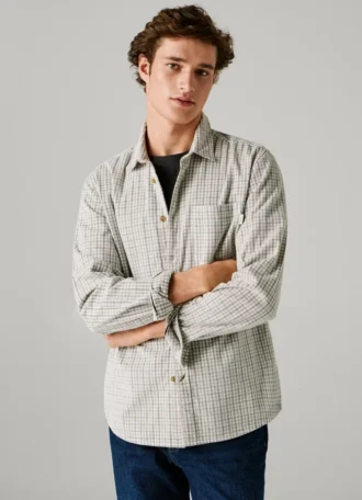 Chemise en velours côtelé coupe classique