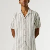 Chemise rayée à col cubain Chemise rayée à col cubain
