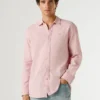 Chemise teinte en pièce, coupe classique Chemise teinte en pièce, coupe classique
