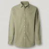 Chemise teinte en pièce, coupe classique Chemise teinte en pièce, coupe classique