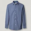 Chemise teinte en pièce, coupe classique Chemise teinte en pièce, coupe classique