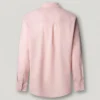 Chemise teinte en pièce, coupe classique Chemise teinte en pièce, coupe classique