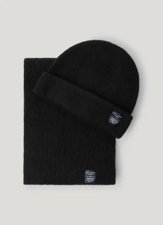 Ensemble bonnet et écharpe côtelés