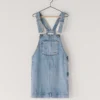 Mini-robe en denim coupe classique Mini-robe en denim coupe classique