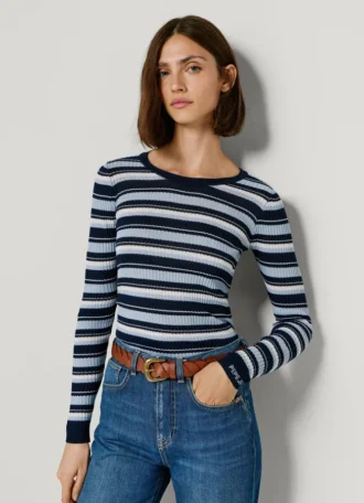 Pull rayé à côtes
