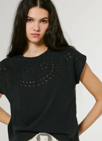 T-shirt avec détails floraux ajourés