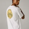 T-shirt imprimé au dos T-shirt imprimé au dos