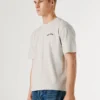T-shirt imprimé au dos T-shirt imprimé au dos