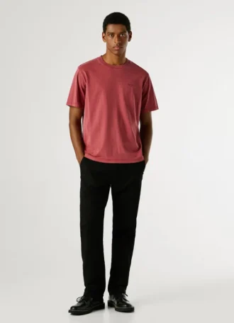 t shirt logo coupe classique 2 58 330x456 - T-shirt &agrave; logo coupe classique