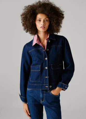 Veste en denim coupe classique