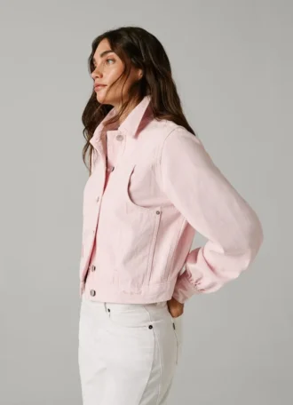 Veste en denim coupe classique