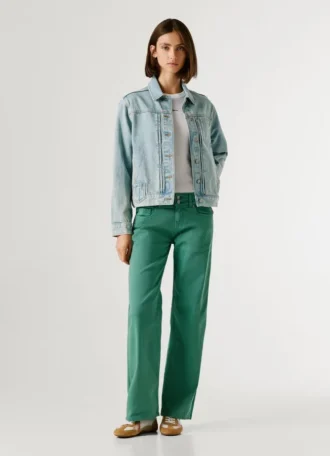 Veste en denim coupe classique