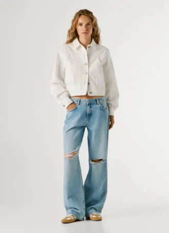 Veste en denim coupe classique